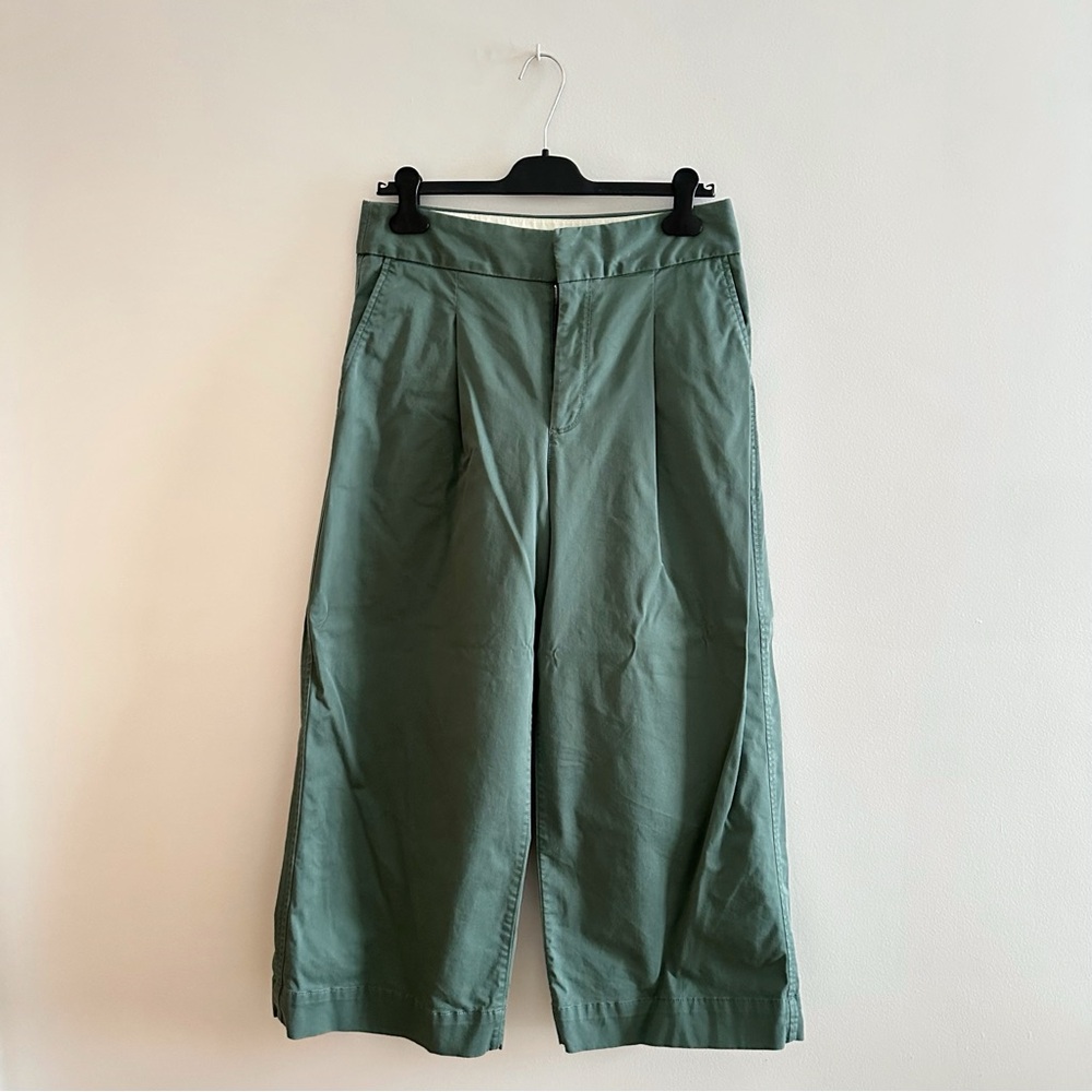Gap Green Wide Leg Pleated Khaki Straight Leg Cropped High Waisted Pants 10